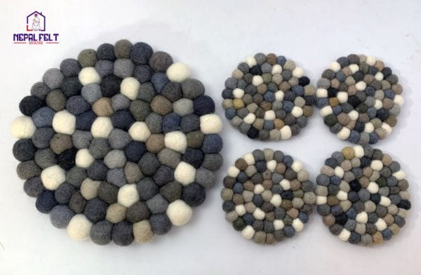 Grey Felt Ball Trivet mat