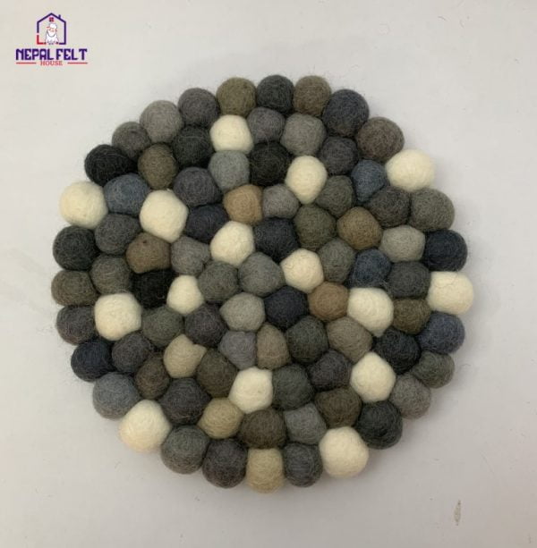 Grey Felt Ball Trivet mat