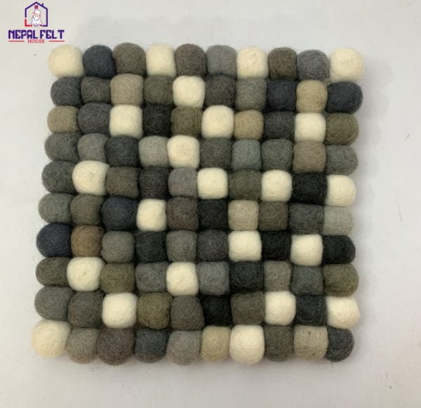 Grey Felt Ball Trivet mat