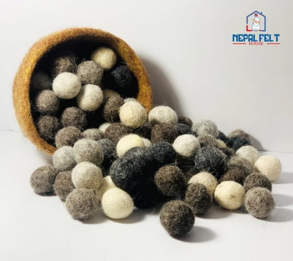 High Quality Natural Felt Balls Wholesale