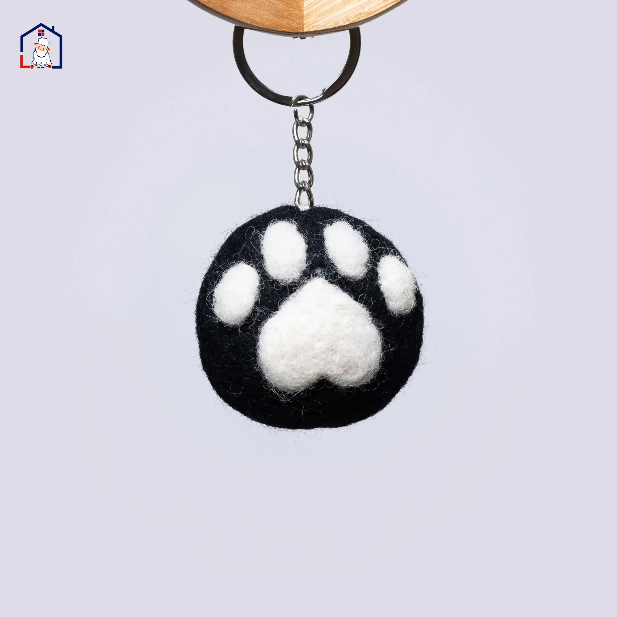Felt Cat Paw Keyring